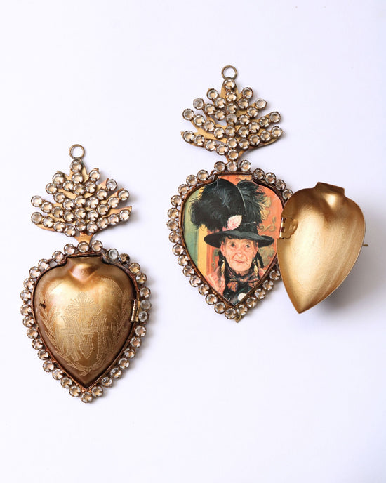 Gold Jewelled Heart Locket