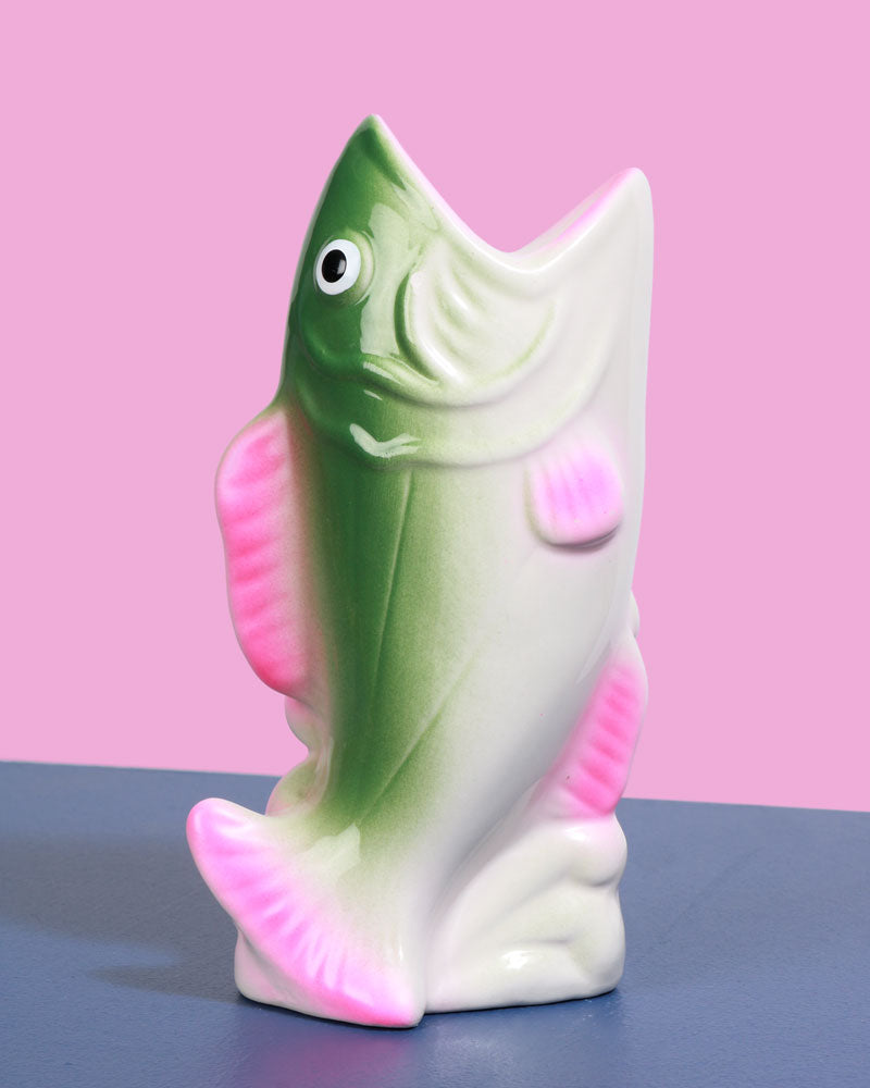 https://www.okla.co.uk/cdn/shop/products/Kitsch_Kitchen_fish_candle_holder_03_1445x.jpg?v=1683885258